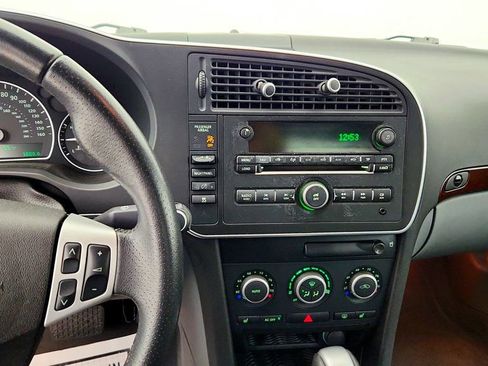 Used 2007 Saab 9-3 2.0T w/ Premium Audio Pkg FWD image 18