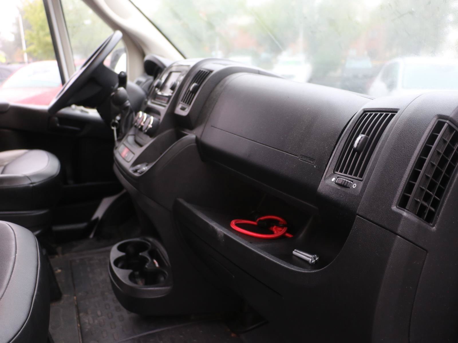 Used 2020 RAM ProMaster 1500 FWD image 8