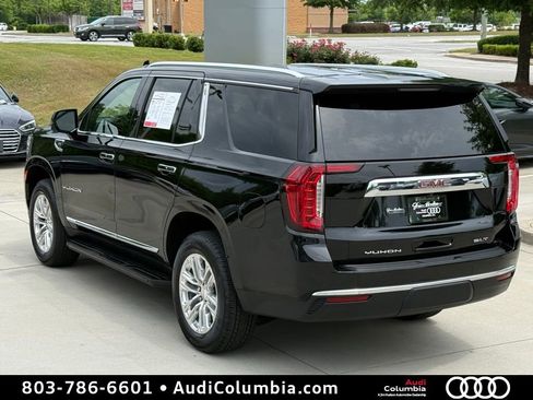 Used 2024 GMC Yukon SLT w/ SLT Premium Package AWD/4WD image 14