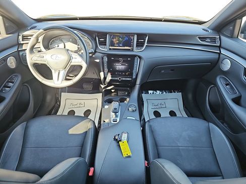 Used 2025 INFINITI QX55 Essential image 12