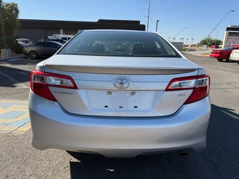 Used 2012 Toyota Camry SE image 9
