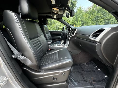 Used 2018 Jeep Grand Cherokee Limited AWD/4WD image 41