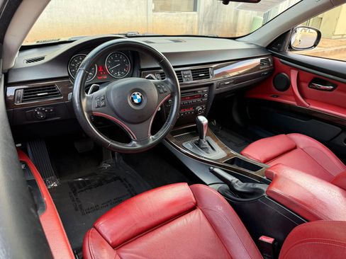 Used 2011 BMW 335i Coupe image 16