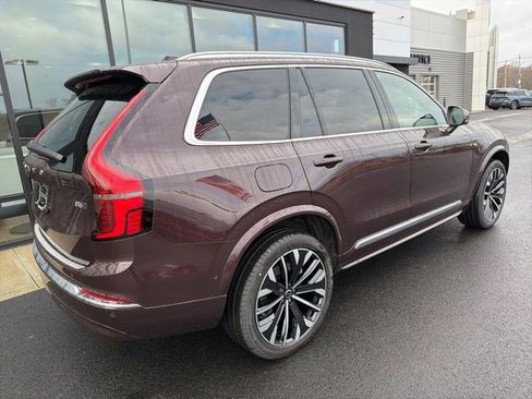 New 2026 Volvo XC90 B6 Plus image 3