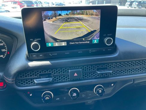 Certified 2024 Honda HR-V Sport image 15