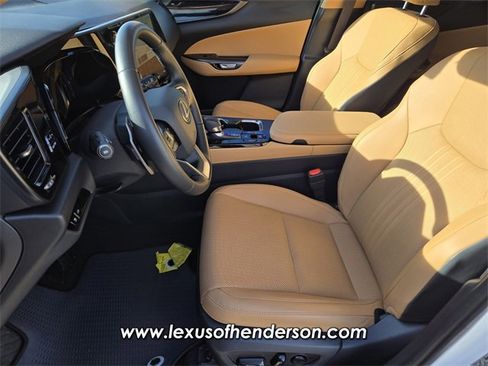 Certified 2025 Lexus NX 250 FWD image 11