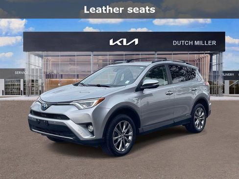 Used 2017 Toyota RAV4 Limited image 3