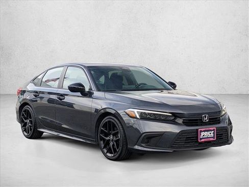 Used 2024 Honda Civic Sport image 3