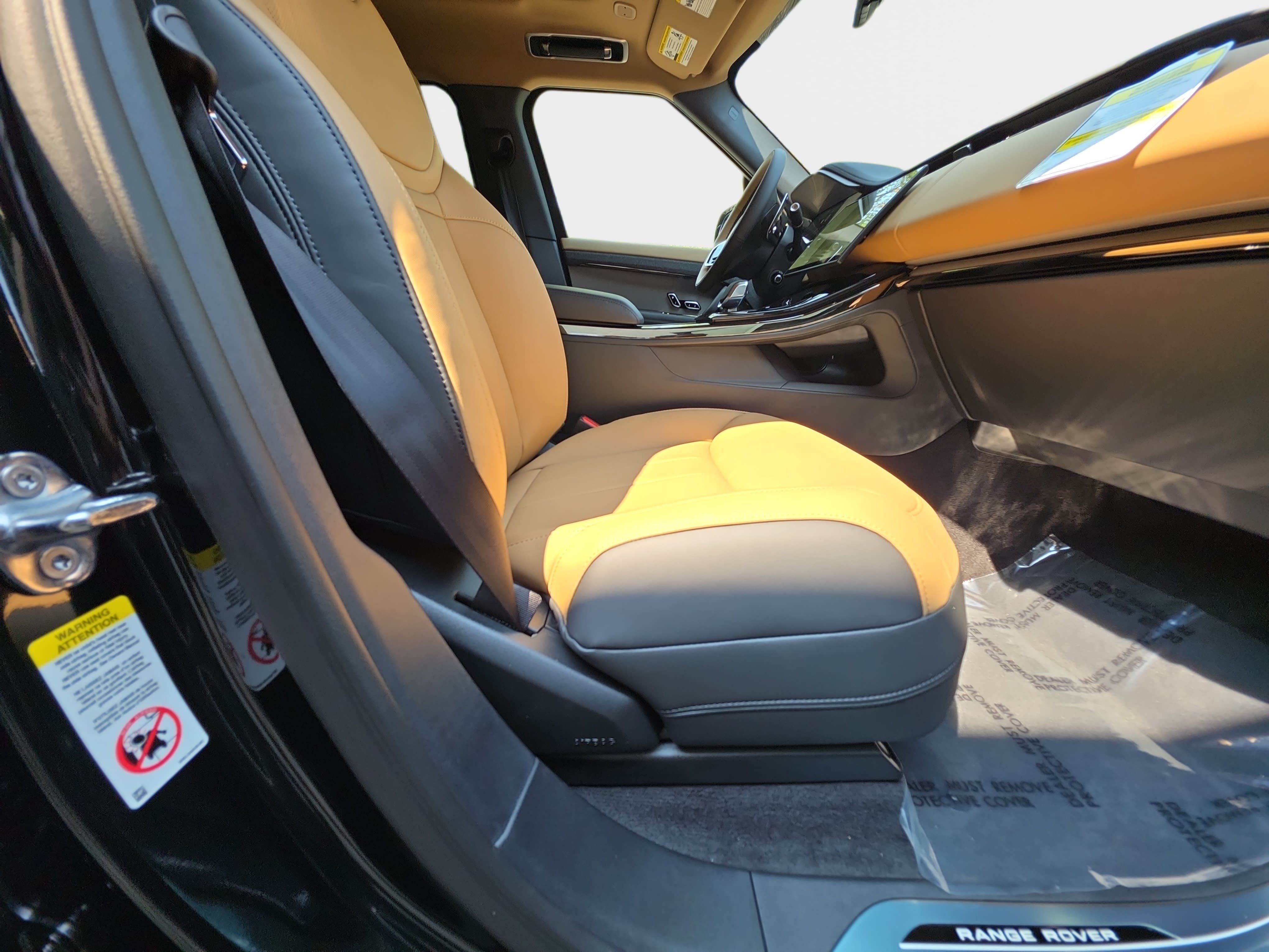 New 2026 Land Rover Range Rover Sport Dynamic SE AWD/4WD image 10