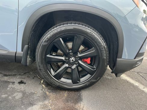 Used 2025 Honda Pilot Black Edition image 25
