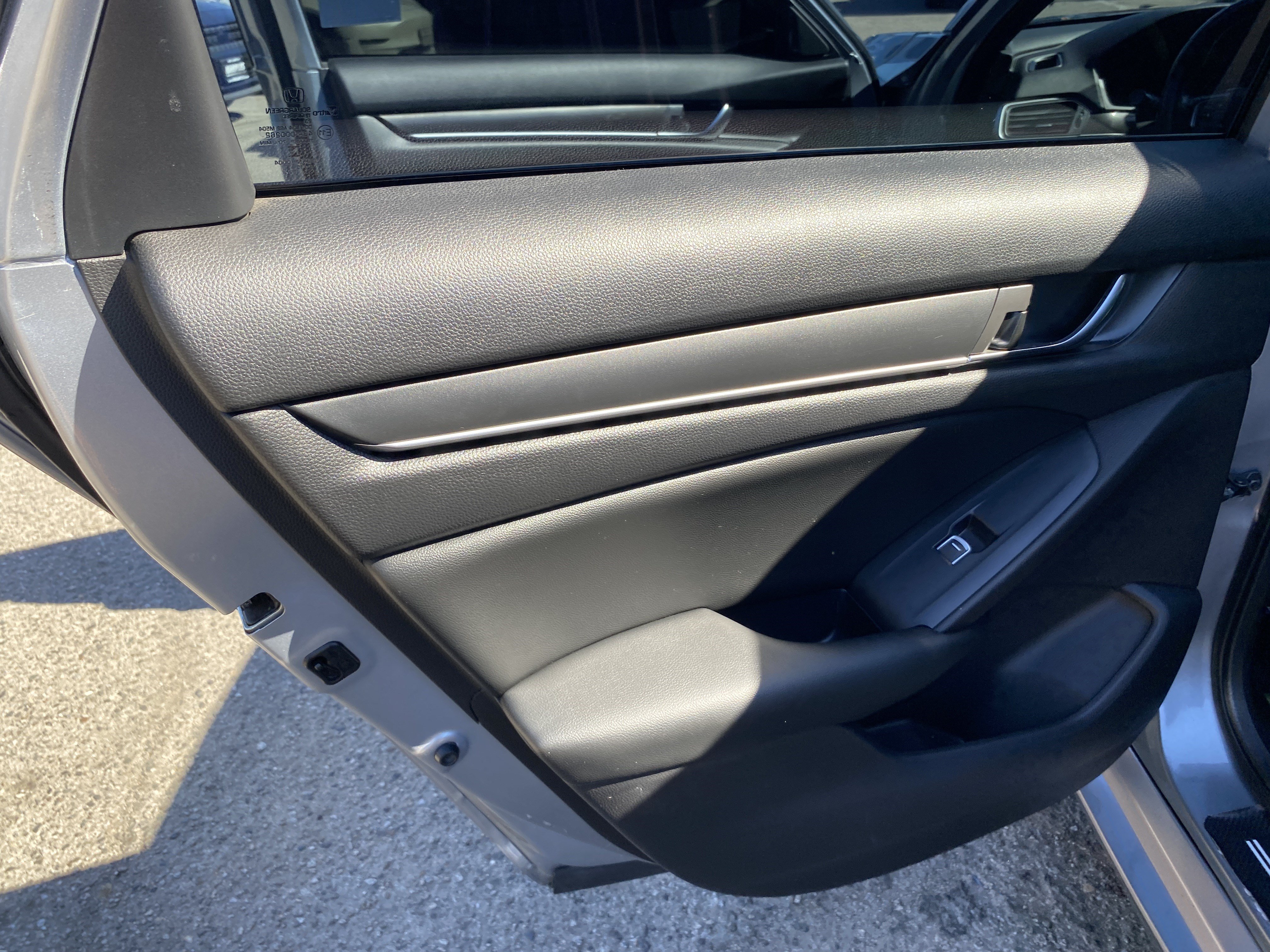 Used 2021 Honda Accord Sport image 14