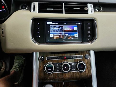 Used 2016 Land Rover Range Rover Sport HSE image 22