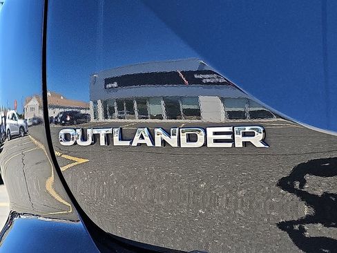 Used 2022 Mitsubishi Outlander SE AWD/4WD image 33