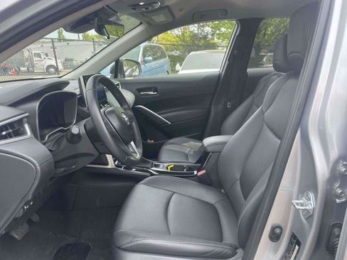 Certified 2025 Toyota Corolla Cross XLE AWD/4WD image 17