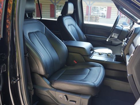 Certified 2021 Ford Expedition Max Limited AWD/4WD image 30