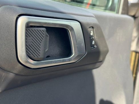 New 2025 Ford Bronco Raptor image 10