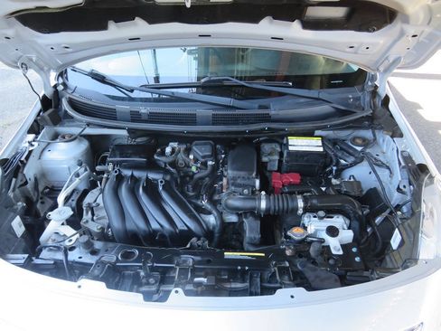 Used 2019 Nissan Versa S Plus FWD image 38