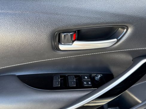 Used 2023 Toyota Corolla XSE image 11