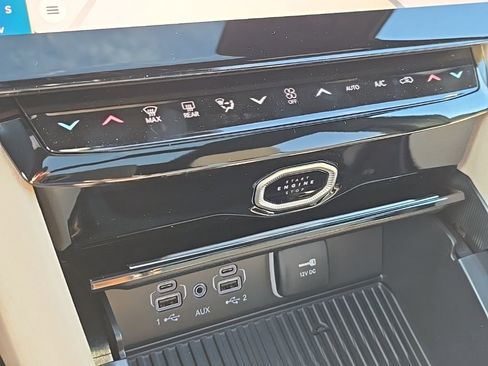 New 2026 Jeep Grand Cherokee Limited AWD/4WD image 44