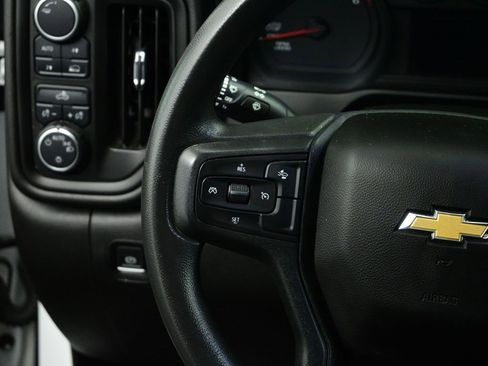 Used 2022 Chevrolet Silverado 1500 Custom image 4