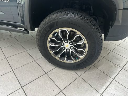 Used 2019 Chevrolet Colorado ZR2 AWD/4WD image 13