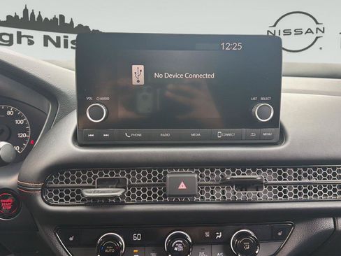 Used 2023 Honda HR-V Sport image 17