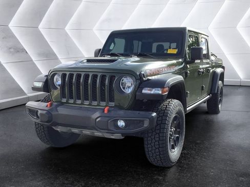 Used 2021 Jeep Gladiator Mojave w/ Cold Weather Group AWD/4WD image 3