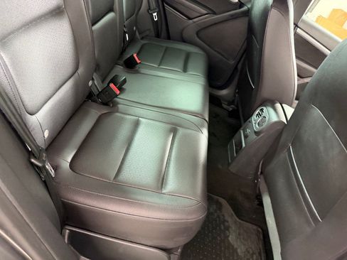 Used 2016 Volkswagen Tiguan R-Line FWD image 22