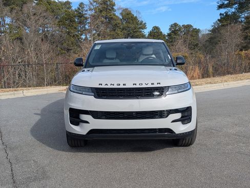 New 2026 Land Rover Range Rover Sport SE image 2