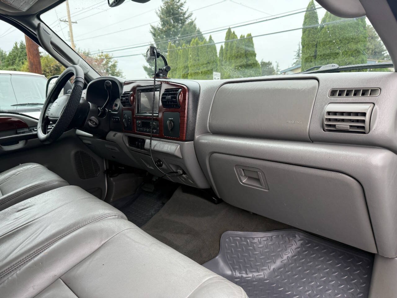 Used 2005 Ford F350 Lariat AWD/4WD image 25