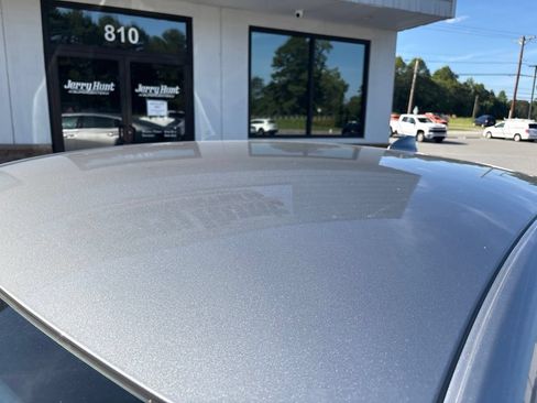 Used 2023 Chevrolet Malibu LT FWD image 11