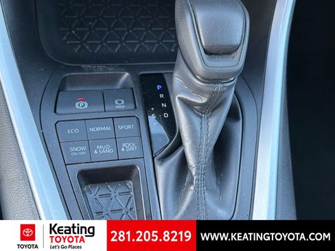 Certified 2025 Toyota RAV4 LE AWD/4WD image 22