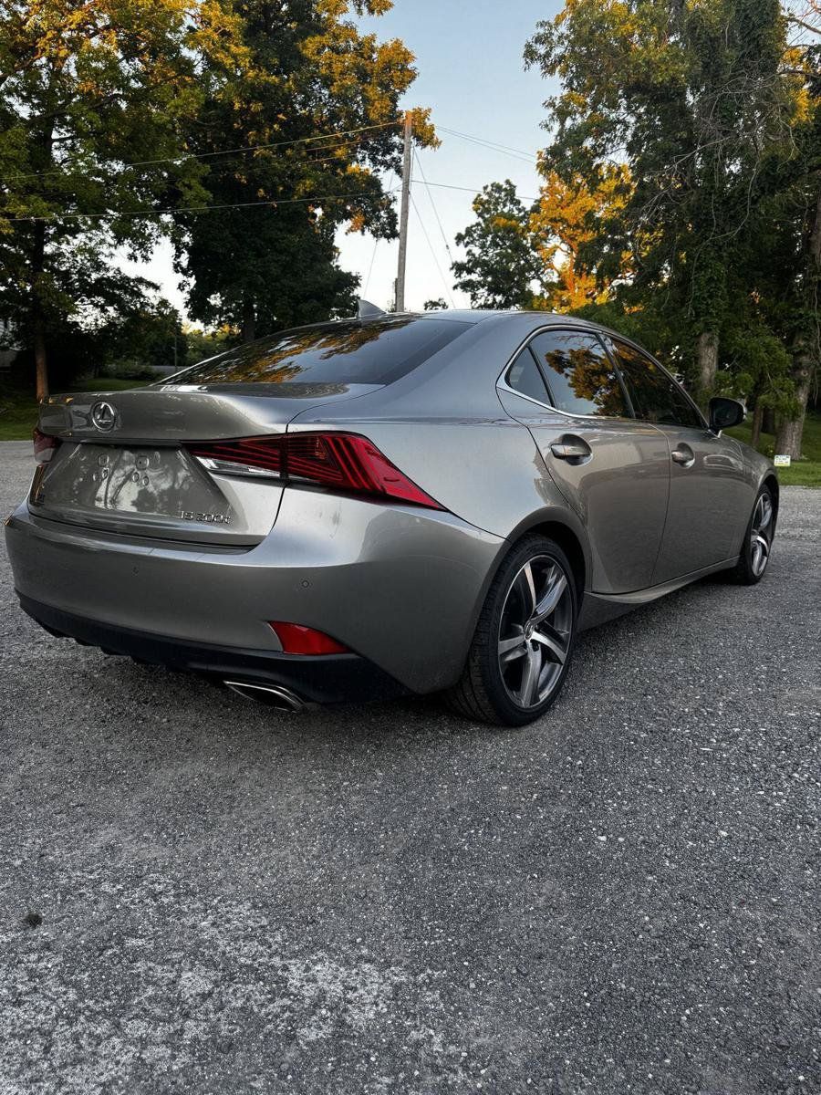Used 2017 Lexus IS 200t w/ Premium Package RWD image 3