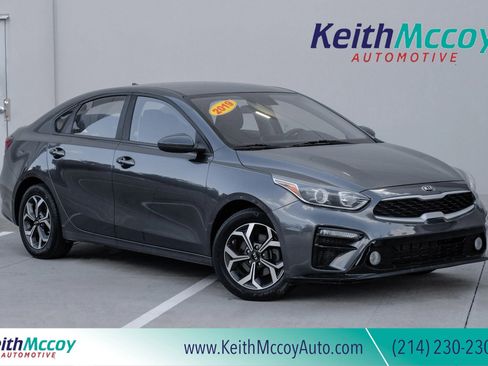 Used 2019 Kia Forte LXS FWD image 1