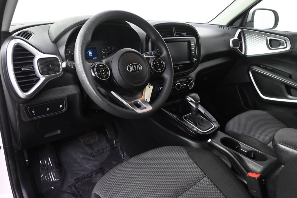 Used 2021 Kia Soul LX FWD image 11