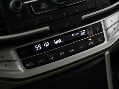 Used 2014 Honda Accord LX image 24