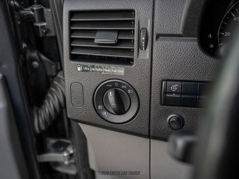 Used 2017 Mercedes-Benz Sprinter 3500 image 31