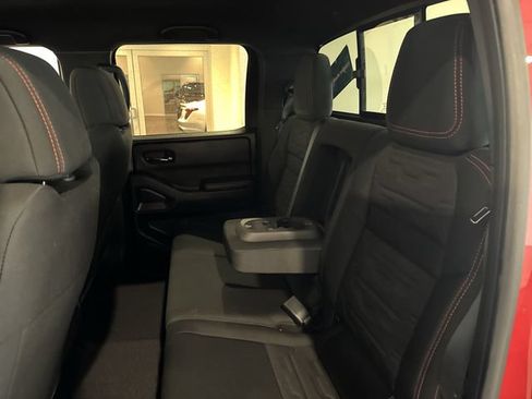 Used 2025 Nissan Frontier Pro-X RWD image 13