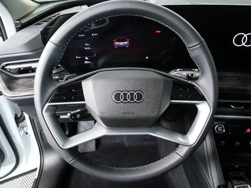 New 2025 Audi Q5 Premium Plus image 9