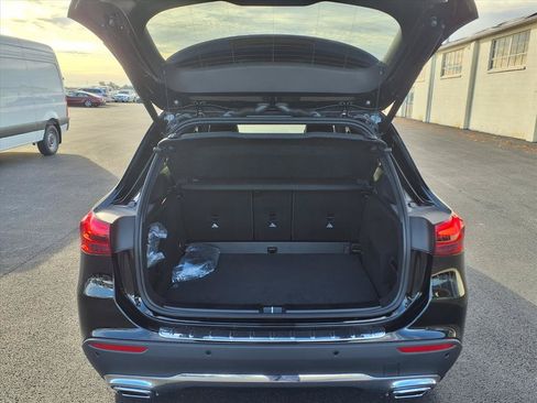 Used 2025 Mercedes-Benz GLA 250 4MATIC image 11
