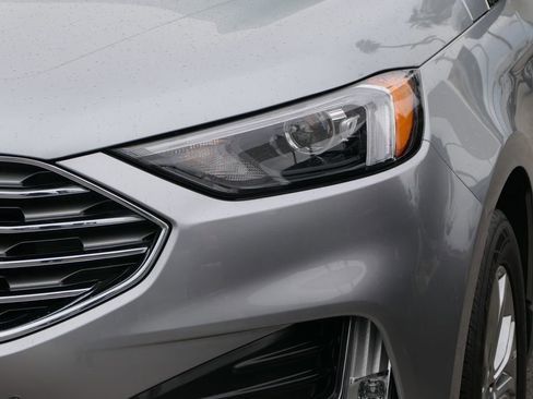 Used 2024 Ford Edge Titanium image 8