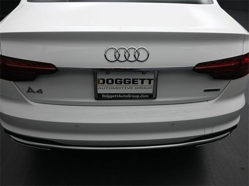 Used 2023 Audi A4 2.0T Premium Plus image 12