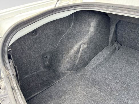 Used 2015 Dodge Challenger R/T Plus RWD image 39