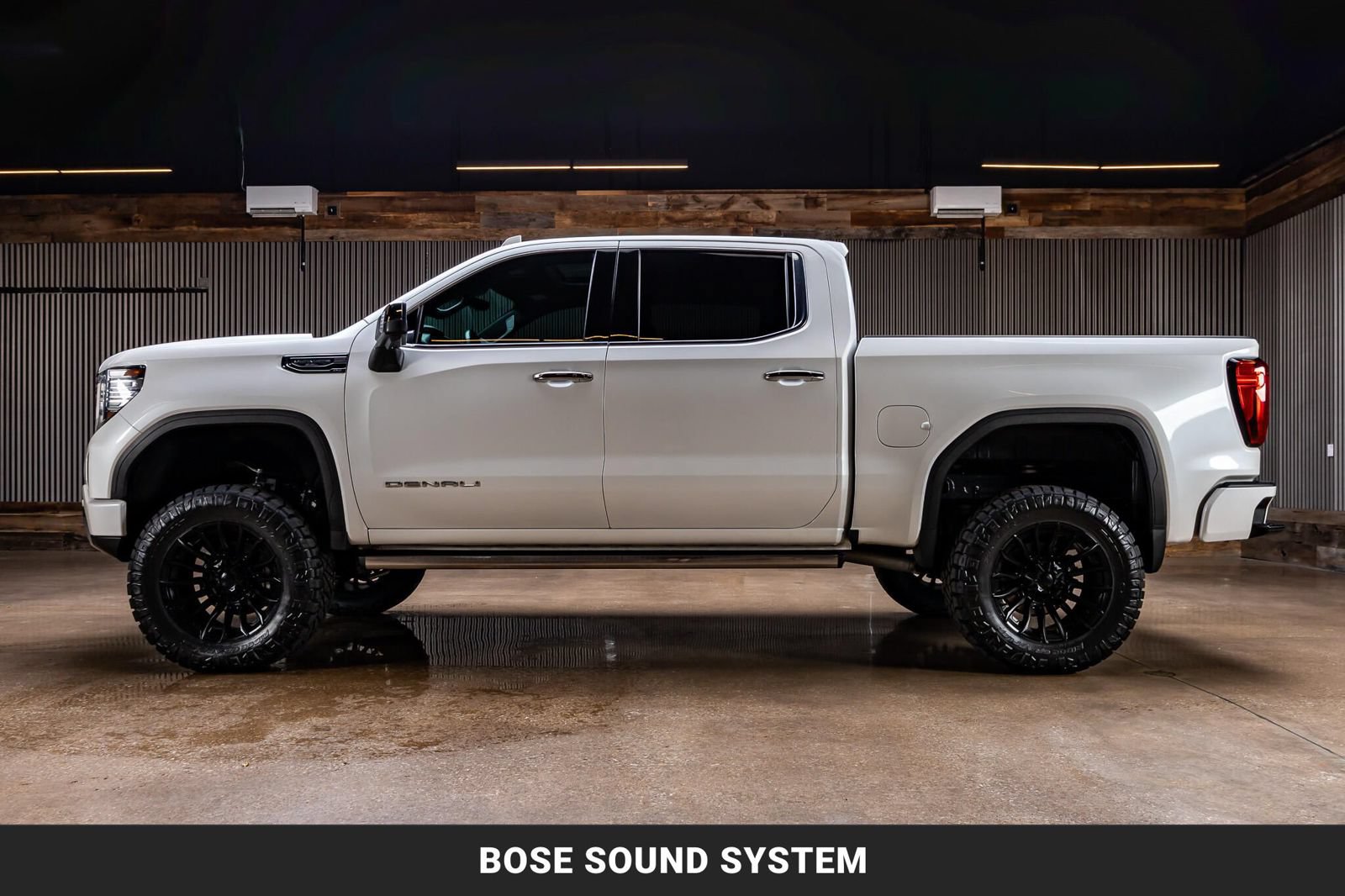 Used 2024 GMC Sierra 1500 Denali Ultimate AWD/4WD image 6