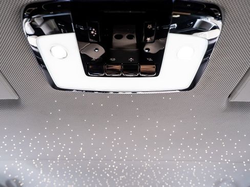 Used 2019 Rolls-Royce Phantom Sedan RWD image 49