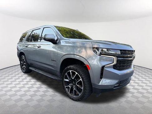 Used 2022 Chevrolet Tahoe RST w/ Luxury Package RWD image 3