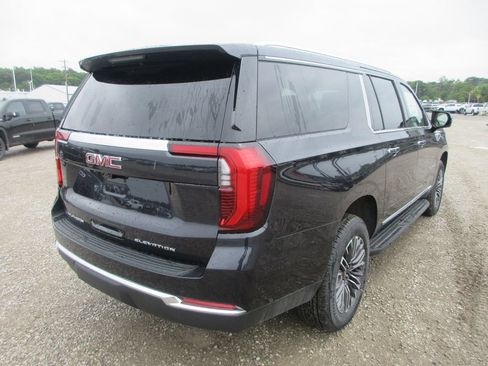 New 2026 GMC Yukon XL Elevation w/ Elevation Premium Package AWD/4WD image 4