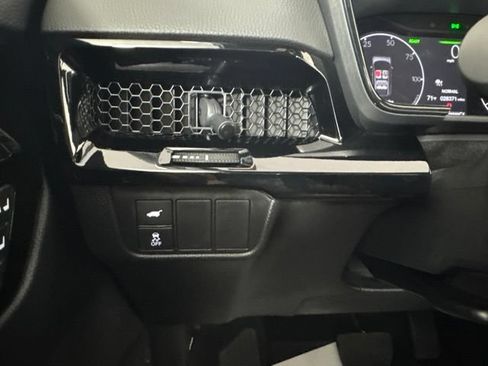 Used 2025 Honda CR-V Sport Touring image 20
