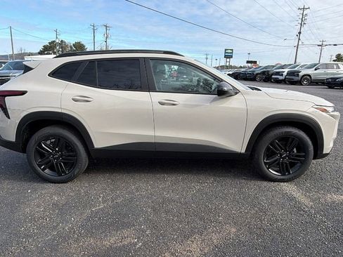 New 2026 Chevrolet Trax ACTIV w/ Driver Confidence Package image 4