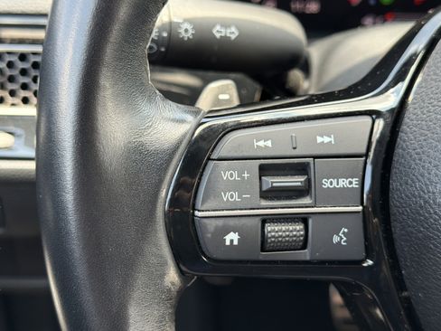 Used 2025 Honda Civic Sport image 18